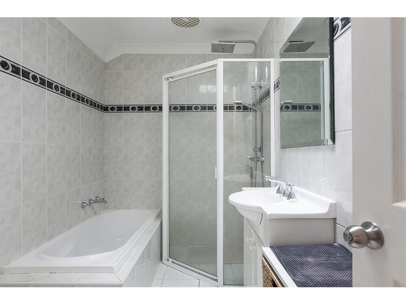 12/145 Balgownie Rd, Balgownie NSW 2519