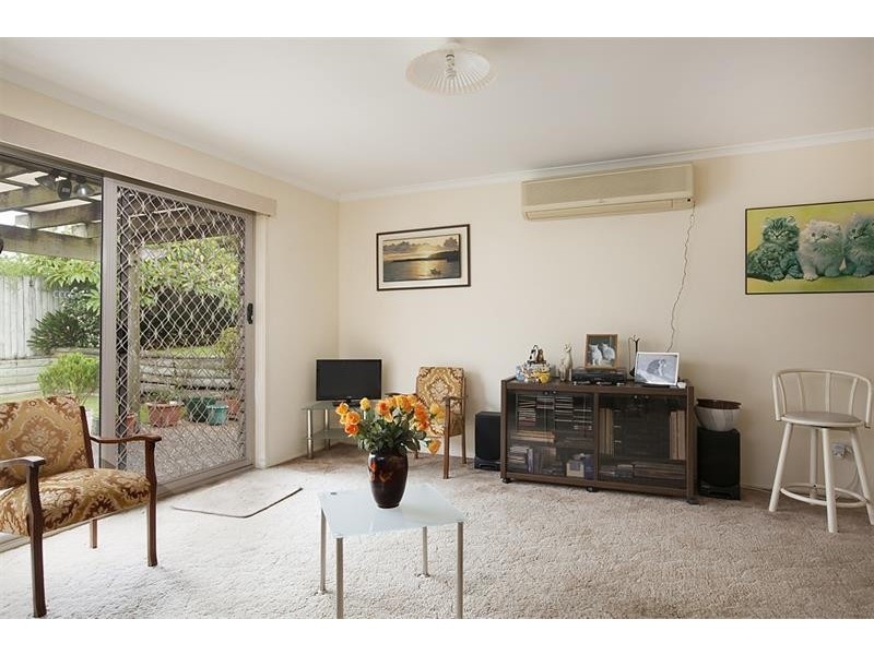 14 Honeysuckle Pl, Albion Park Rail NSW 2527