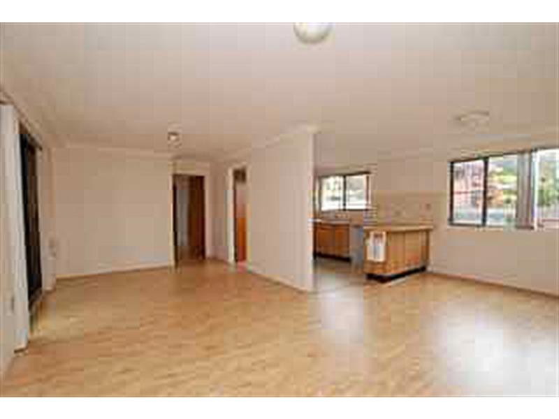 2/45 New Dapto Rd, Wollongong NSW 2500