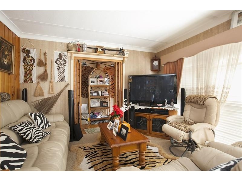 20 Bridge Ave, Oak Flats NSW 2529