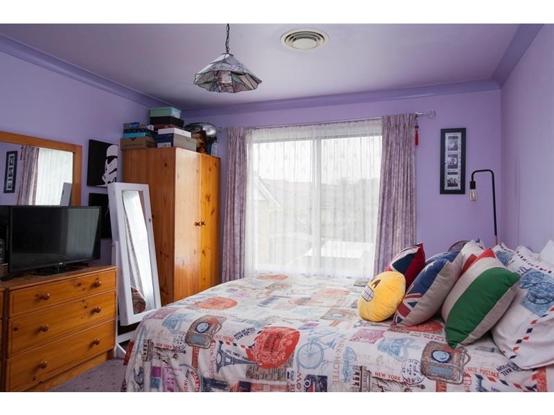 2 Nargal St, Flinders NSW 2529