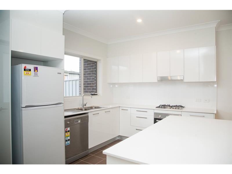 4/26 Avondale Rd, Avondale NSW 2530