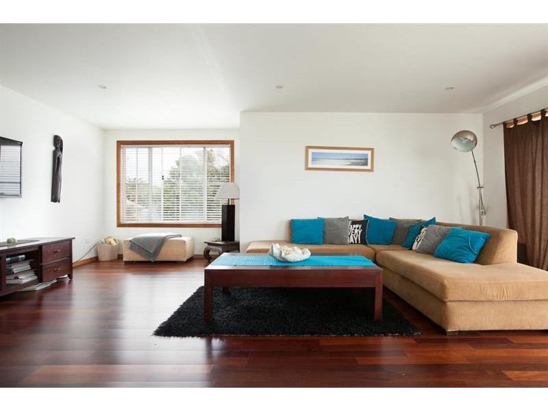 25 Wollongong St, Shellharbour NSW 2529