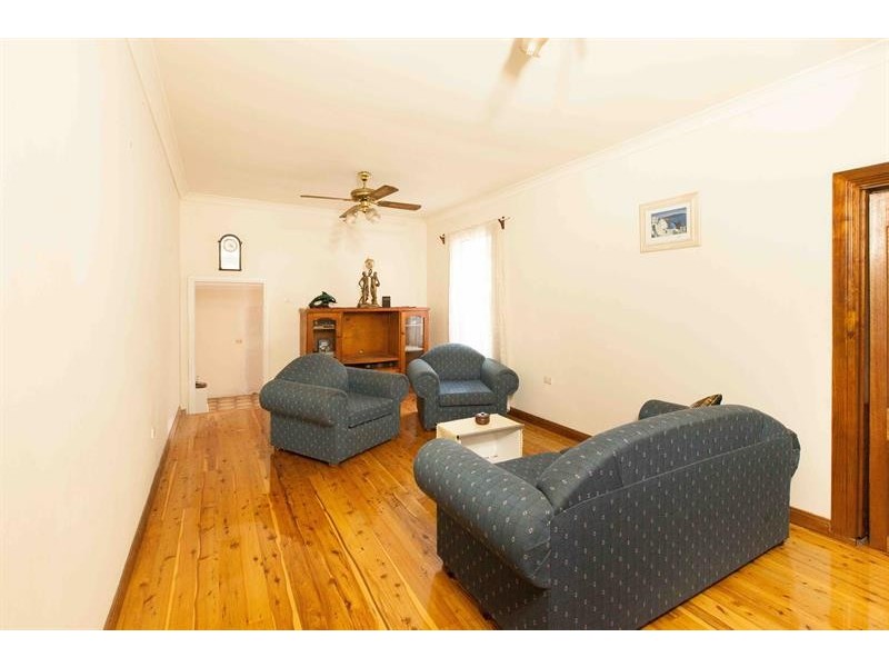 745 Elizabeth  St, Zetland NSW 2017