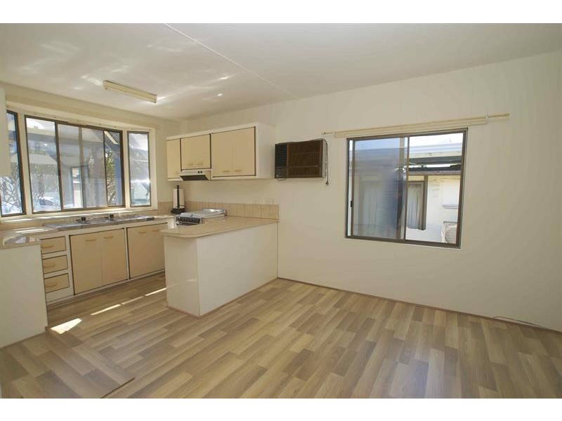 65 Woodrow Pl, Figtree NSW 2525