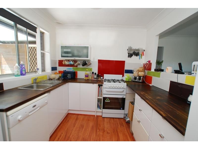 23 Noble Rd, Albion Park NSW 2527