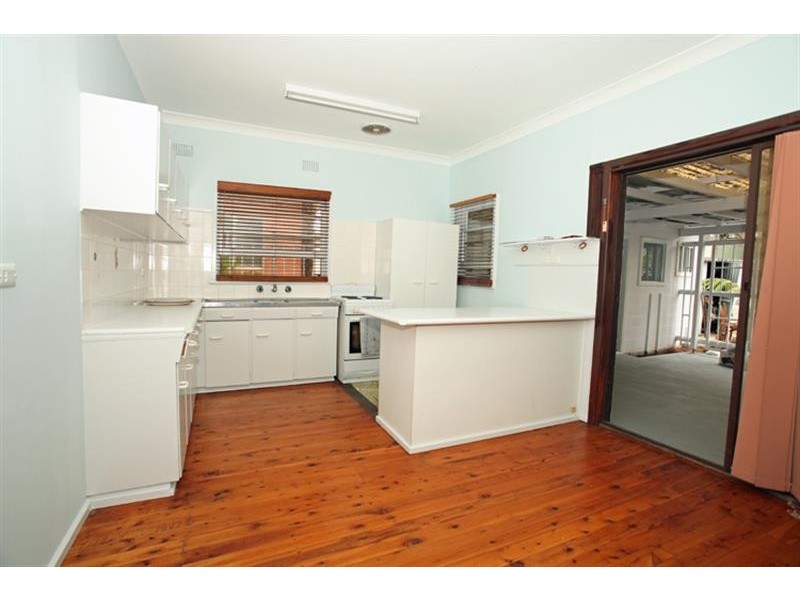 20 Bluebell  Rd, Barrack Heights NSW 2528