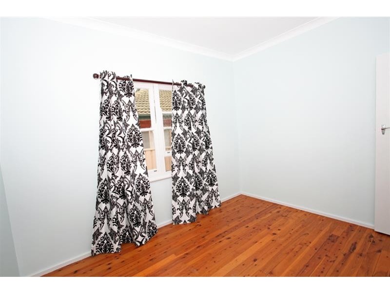 20 Bluebell  Rd, Barrack Heights NSW 2528