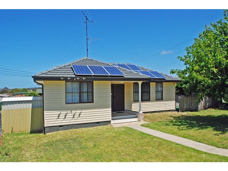 7 Hill St, Warilla NSW 2528