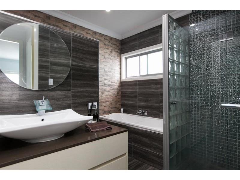 61 Rosemont Cct, Flinders NSW 2529