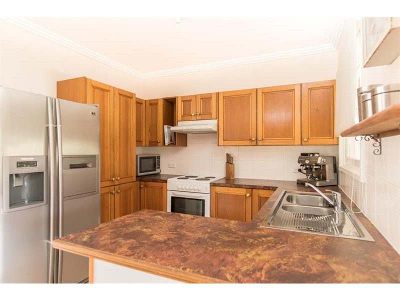 17 Miller St, Oak Flats NSW 2529