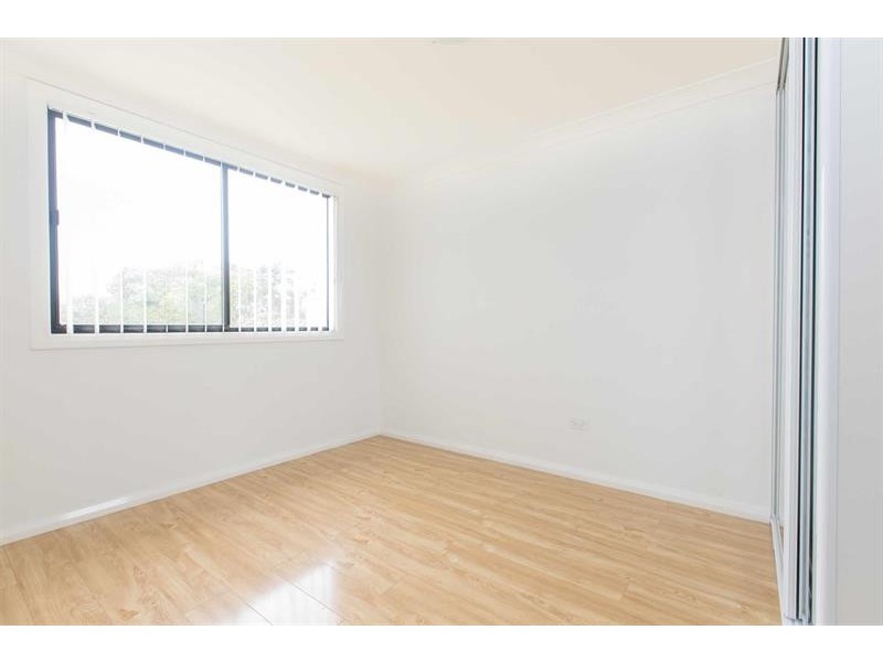 5 Cornwell Pl, Berkeley NSW 2506