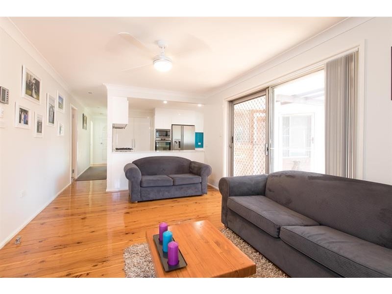 40 Edmund Ave, Figtree NSW 2525