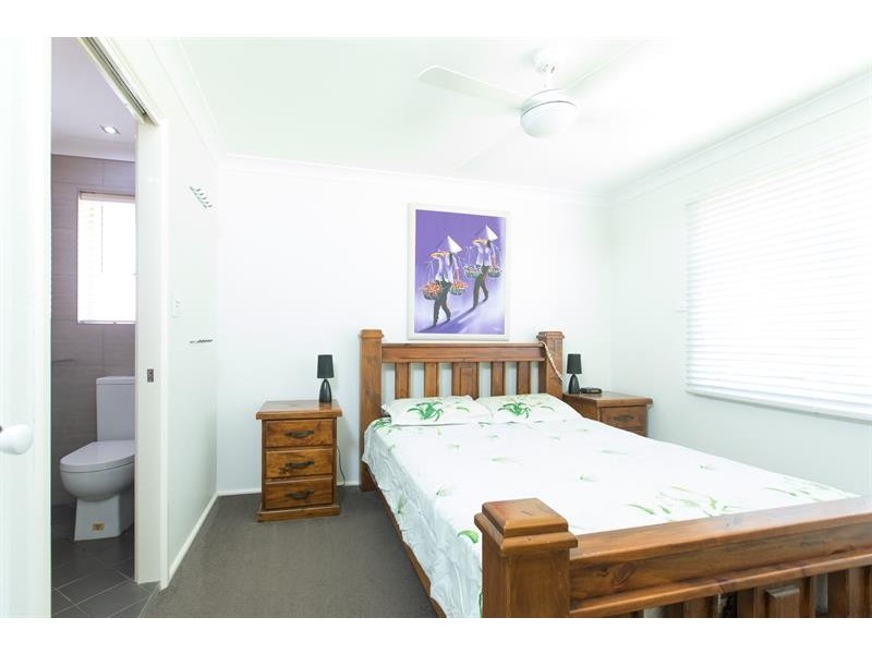 40 Edmund Ave, Figtree NSW 2525