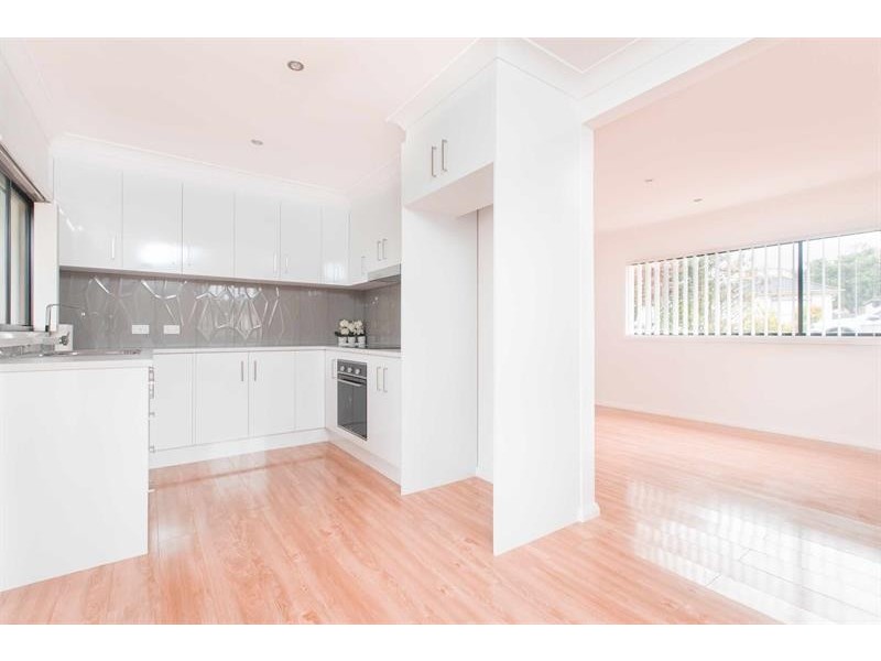 5 Cornwell Pl, Berkeley NSW 2506