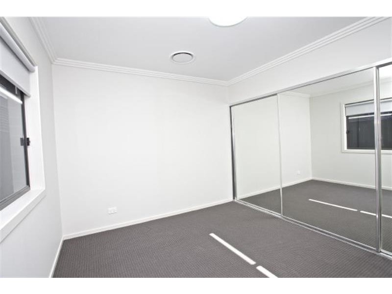 18 Enterprise  Street, Gregory Hills NSW 2557