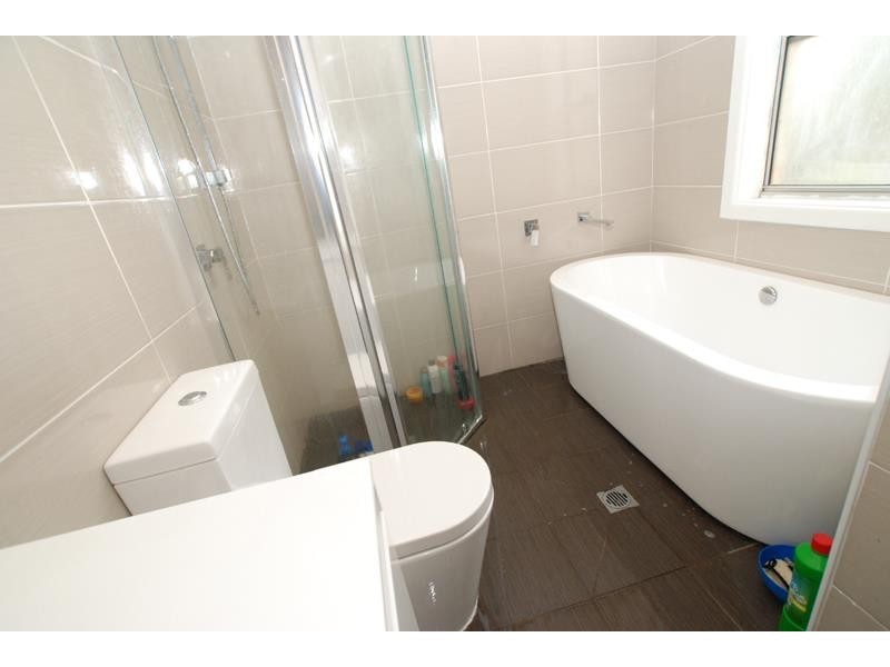 Room 3/51 Mount Ousley Rd, Mount Ousley NSW 2519