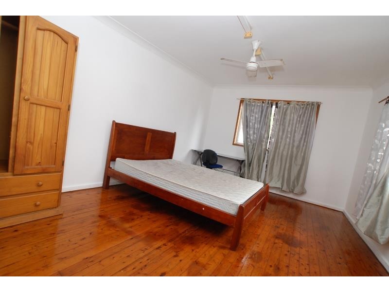 Room 3/51 Mount Ousley Rd, Mount Ousley NSW 2519