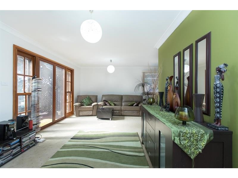 68 Iola Ave, Farmborough Heights NSW 2526
