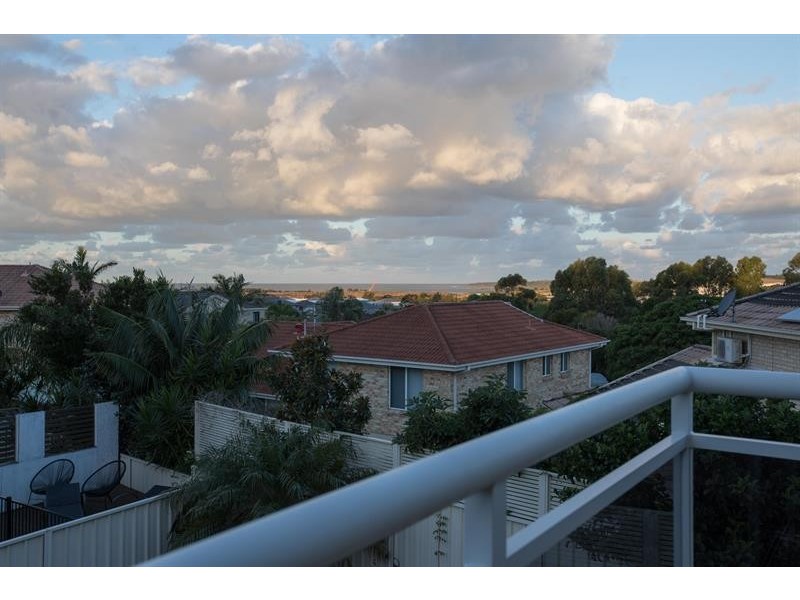 18 Ragamuffin Cct, Shell Cove NSW 2529