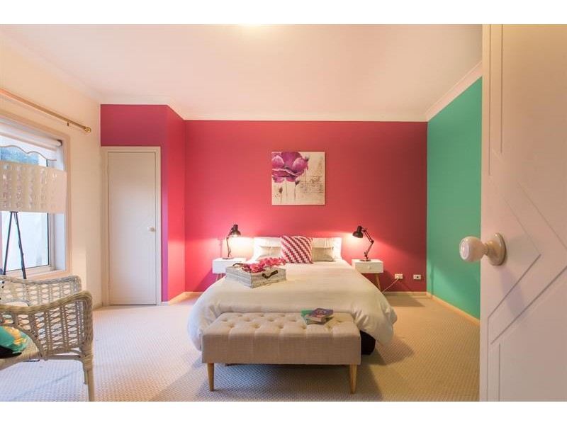 18 Ragamuffin Cct, Shell Cove NSW 2529