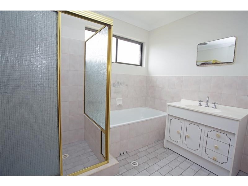 4/45 New Dapto Rd, Wollongong NSW 2500