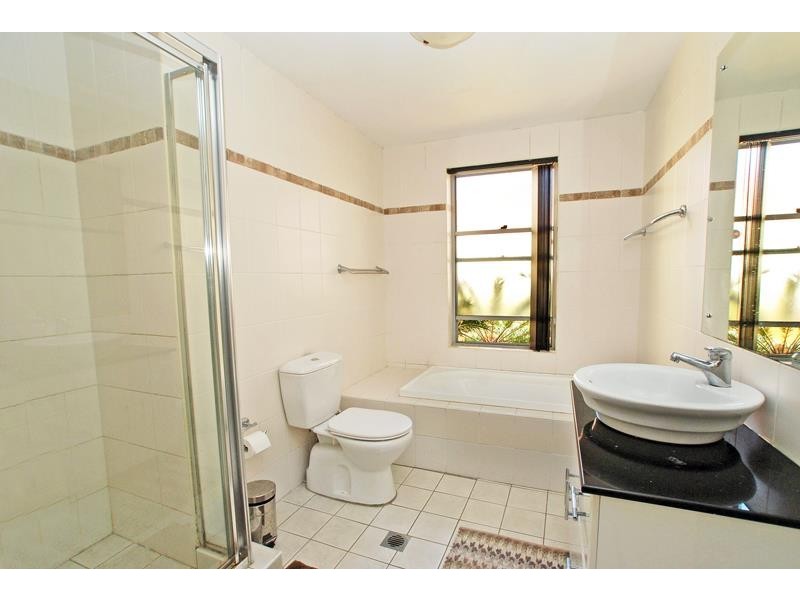 1/377 Princes Hwy, Woonona NSW 2517