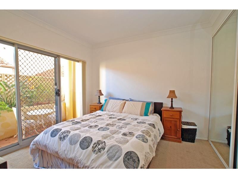 1/377 Princes Hwy, Woonona NSW 2517