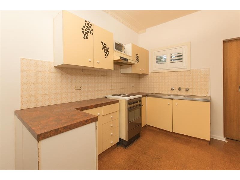 2/56 Euroka St, West Wollongong NSW 2500