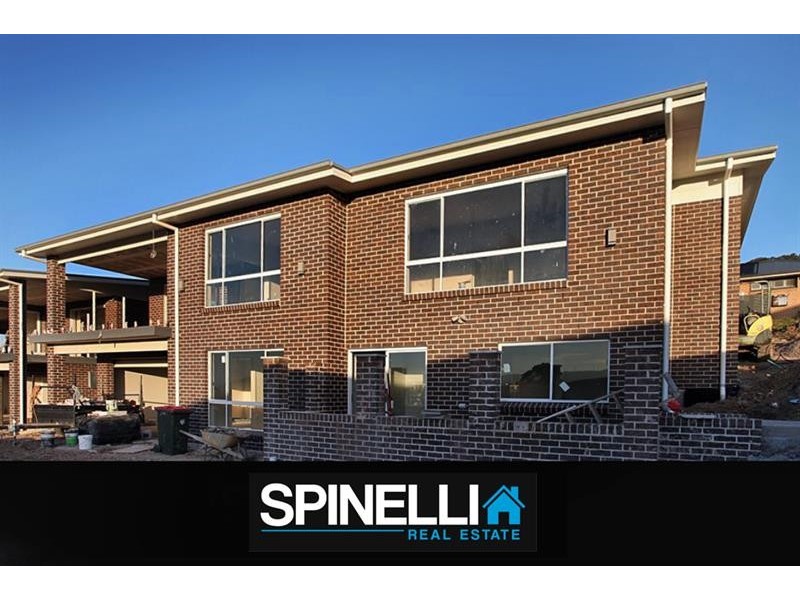 14 Chaplin Pl, Albion Park NSW 2527