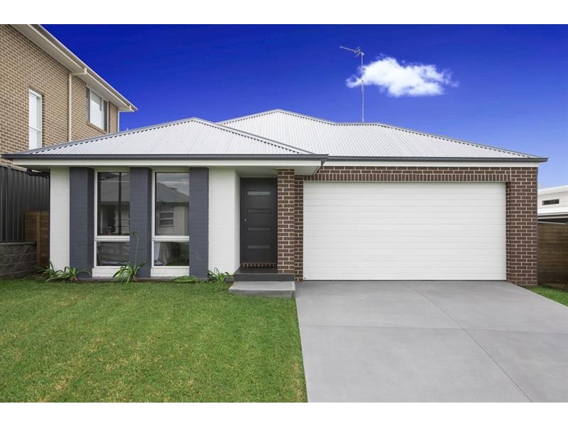 13 Elizabeth  Cct, Flinders NSW 2529