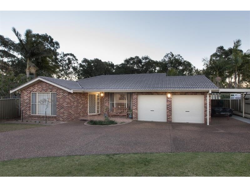 25 Barcoo Cct, Albion Park NSW 2527