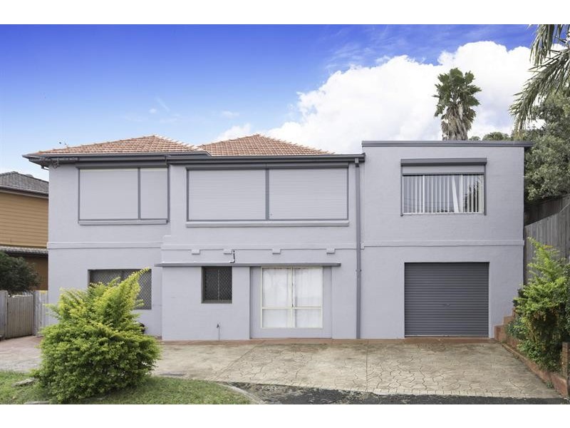 36A Robertson St, Port Kembla NSW 2505