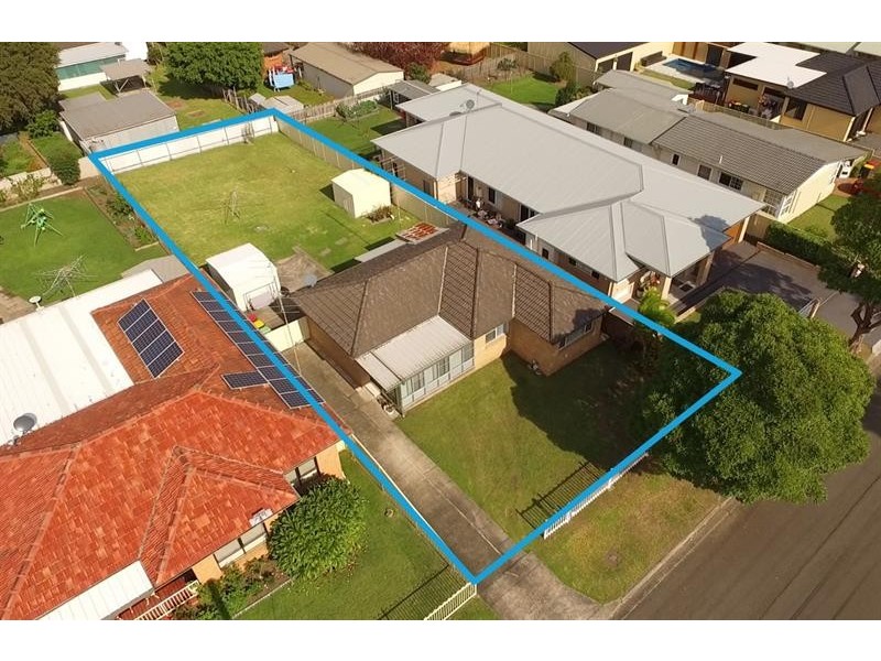 57 Griffiths Street, Oak Flats NSW 2529