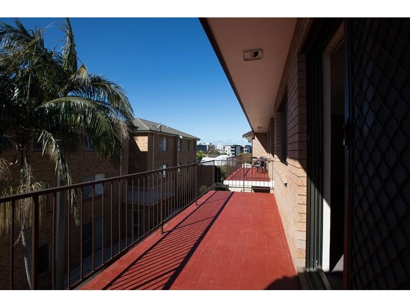 3/45 New Dapto Rd, Wollongong NSW 2500
