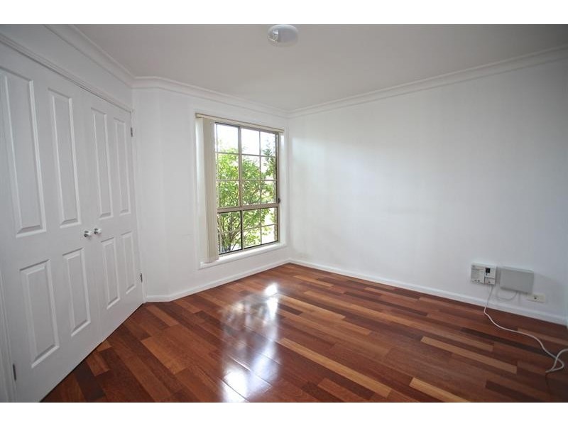 18 Melrose Way, Horsley NSW 2530