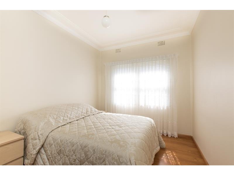 52 Minnegang St, Warrawong NSW 2502