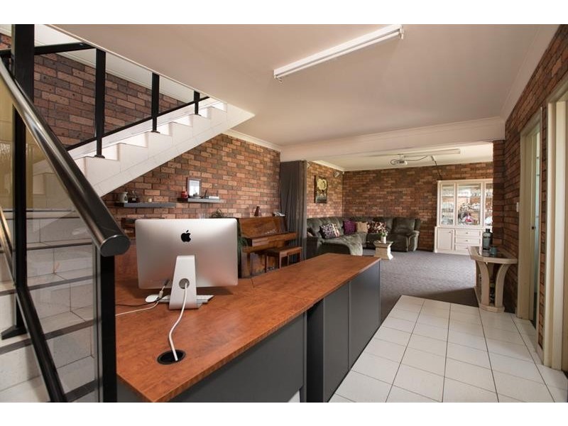 15a Outlook Dr, Figtree NSW 2525