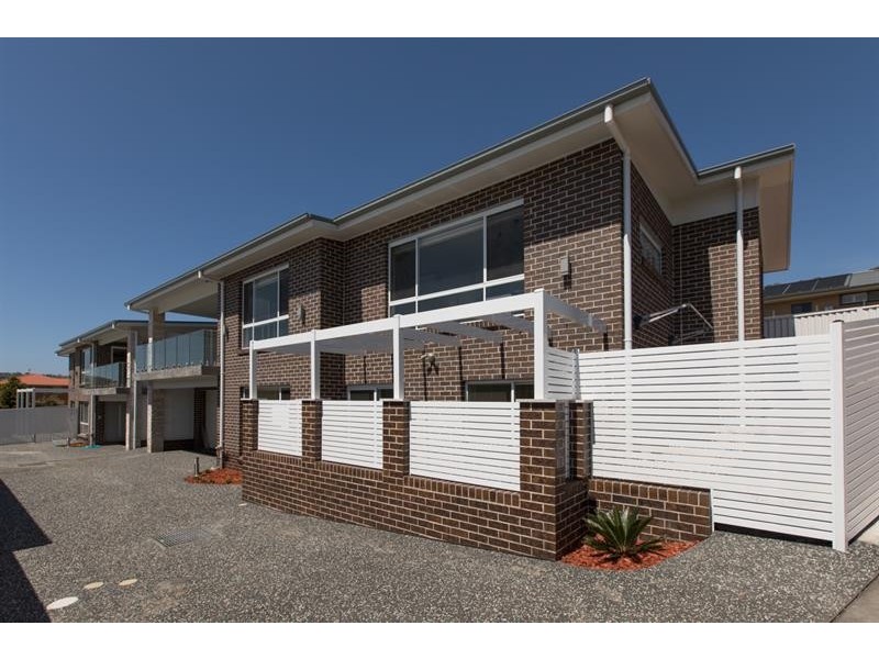 14 Chaplin Place, Albion Park NSW 2527