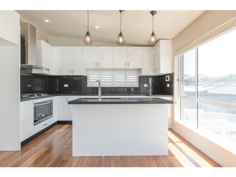 14 Chaplin Place, Albion Park NSW 2527