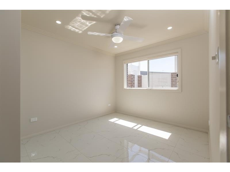 14 Chaplin Place, Albion Park NSW 2527