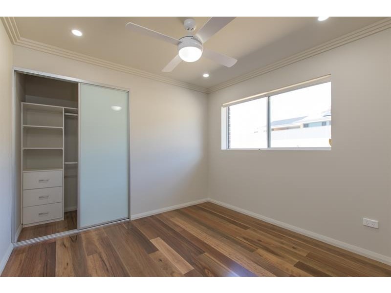 14 Chaplin Place, Albion Park NSW 2527