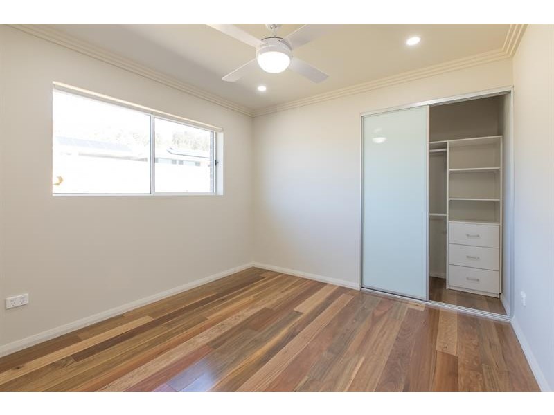 16 Chaplin Place, Albion Park NSW 2527