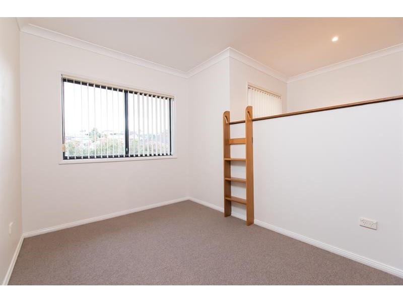 34 Tyrrel St, Flinders NSW 2529