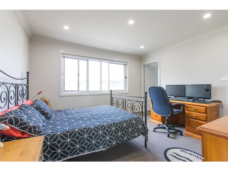 3/219 Princes Highway, Albion Park Rail NSW 2527