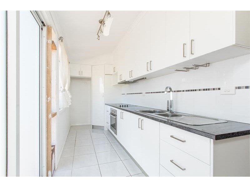 14 Second Ave, Warrawong NSW 2502