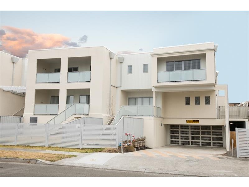 17/125 Lake Entrance Road, Barrack Heights NSW 2528