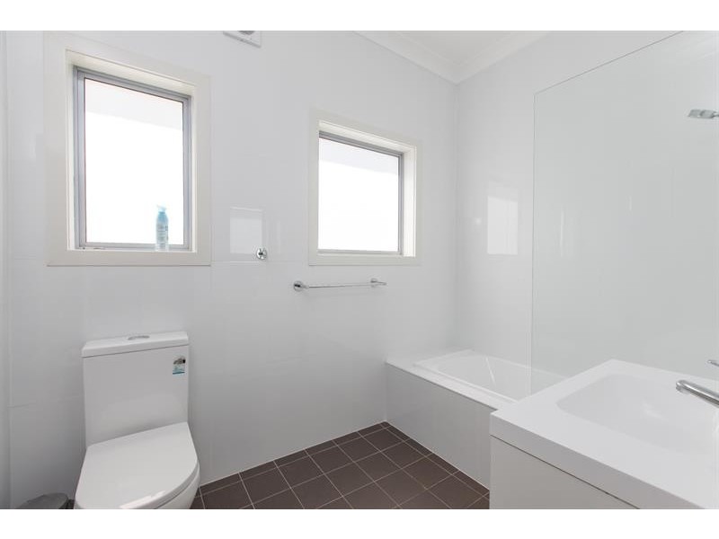 17/125 Lake Entrance Road, Barrack Heights NSW 2528