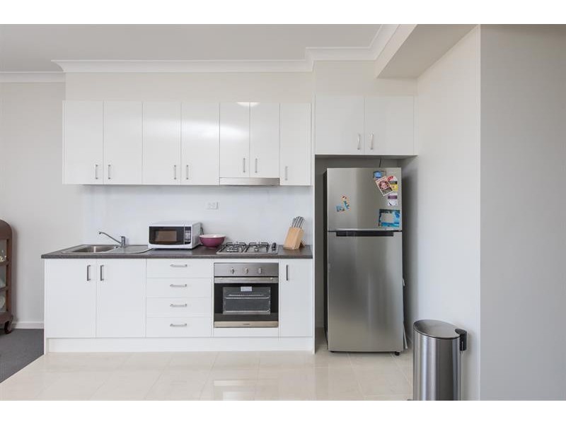 17/125 Lake Entrance Road, Barrack Heights NSW 2528