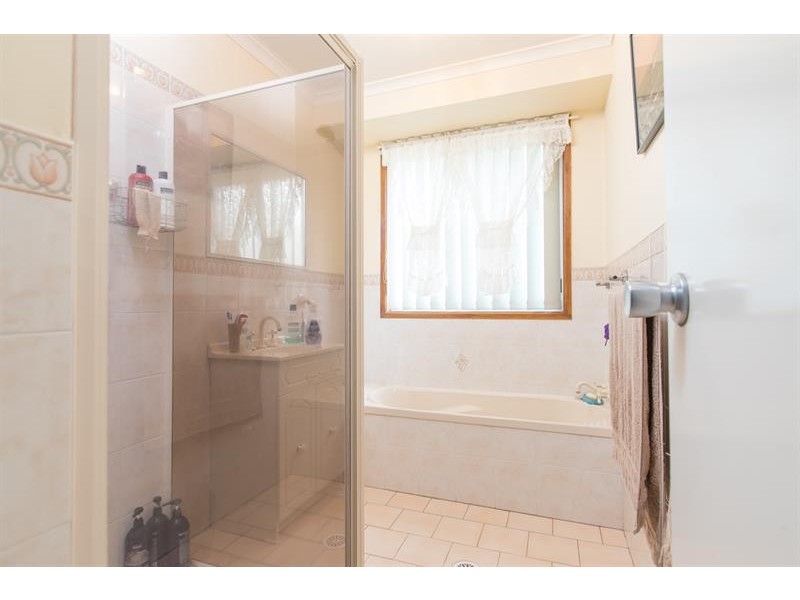 39 Goolagong St, Avondale NSW 2530